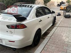 میتسوبیشی لانسەر